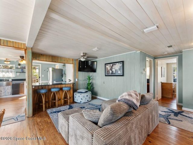 3965 Canal Drive, Sebastian, FL 32976