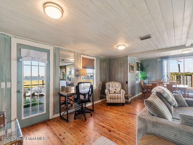 3965 Canal Drive, Sebastian, FL 32976