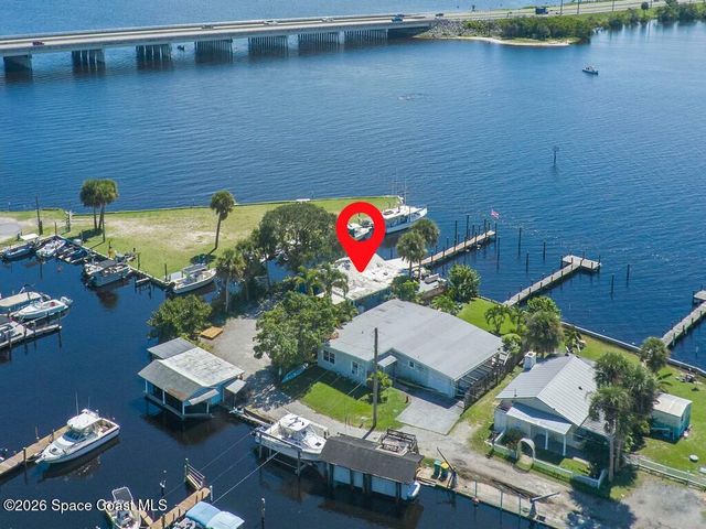 3965 Canal Drive, Sebastian, FL 32976