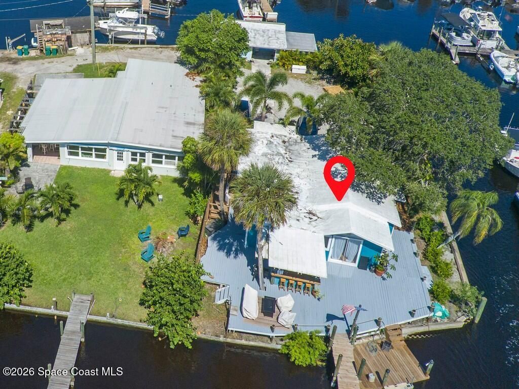 3965 Canal Drive, Sebastian, FL 32976