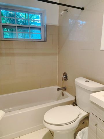511 SE 2nd Avenue South, Dania Beach, FL 33004