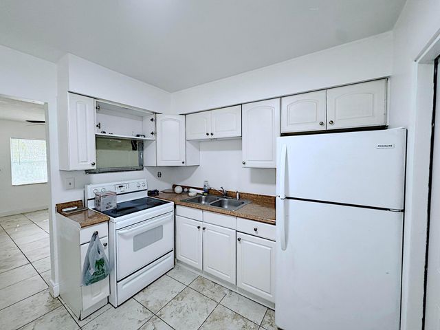 511 SE 2nd Avenue South, Dania Beach, FL 33004