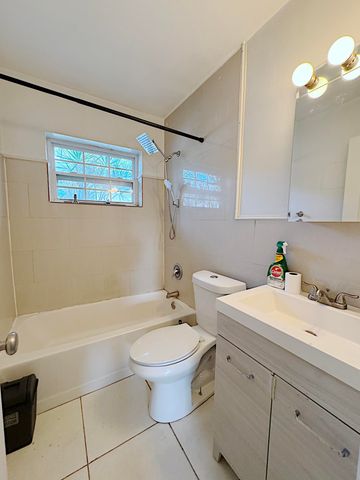 511 SE 2nd Avenue South, Dania Beach, FL 33004