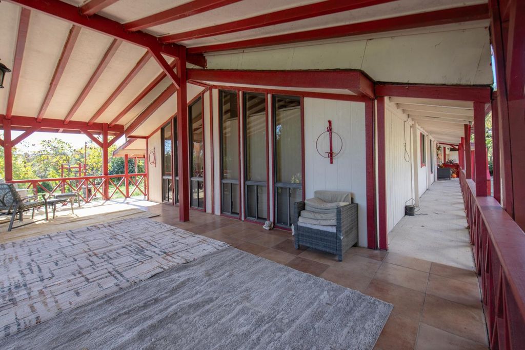 Image 3 of property listing at 1351 Rector Lane, Yokuts Valley, CA 93675
