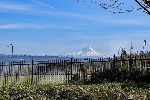 23932 Jefferson Point Road NE, Kingston, WA 98346