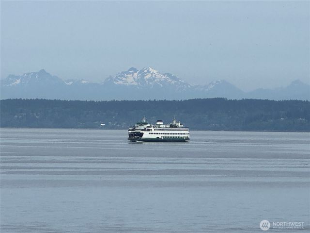 23932 Jefferson Point Road NE, Kingston, WA 98346