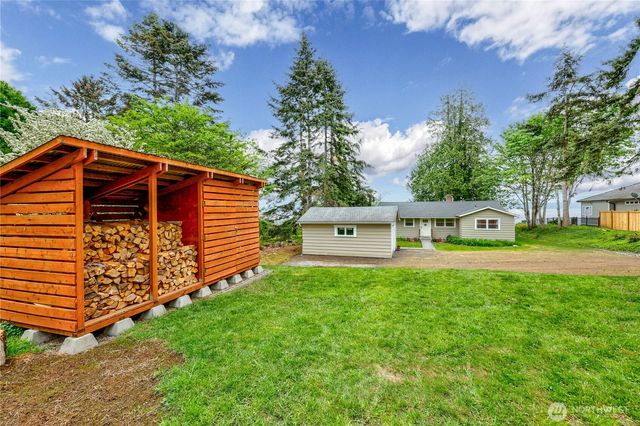 23932 Jefferson Point Road NE, Kingston, WA 98346