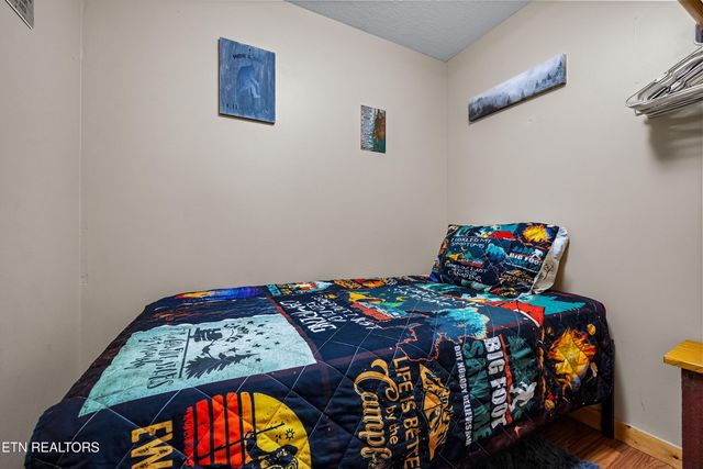 612 Stonegate Way, Townsend, TN 37882