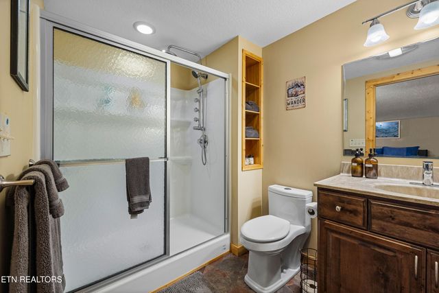 612 Stonegate Way, Townsend, TN 37882
