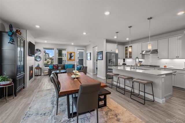 1915 Canyonpoint Lane, Castle Pines, CO 80108