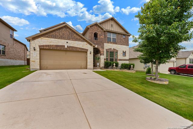 3121 HALF MOON DR, Schertz, TX 78108