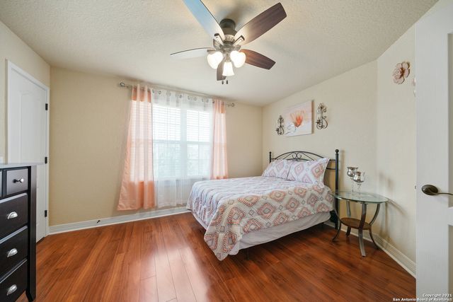 3121 HALF MOON DR, Schertz, TX 78108