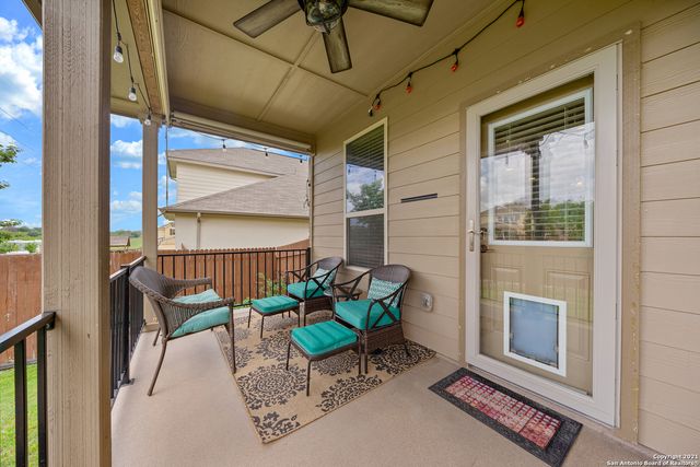 3121 HALF MOON DR, Schertz, TX 78108