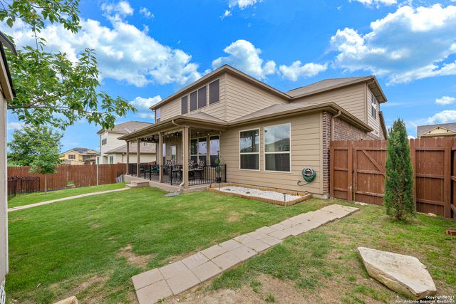 3121 HALF MOON DR, Schertz, TX 78108