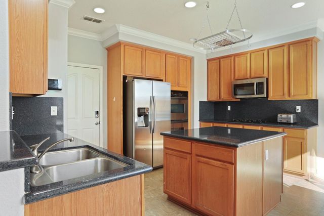 3144 Sweet Lilac Way, Stockton, CA 95209