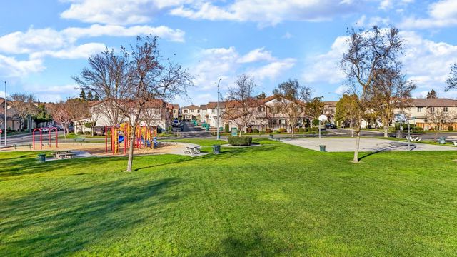3144 Sweet Lilac Way, Stockton, CA 95209