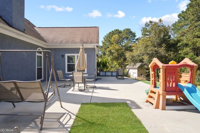 131 Pecan Lake Drive, Sharpsburg, GA 30277