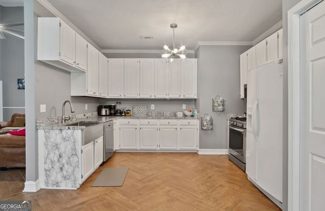 131 Pecan Lake Drive, Sharpsburg, GA 30277