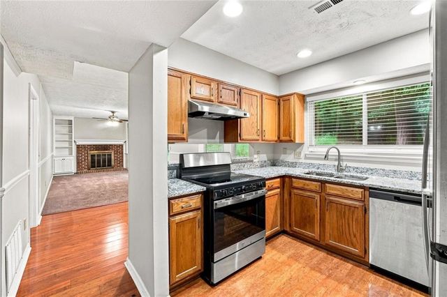 10450 Summer Creek Drive, Johns Creek, GA 30022