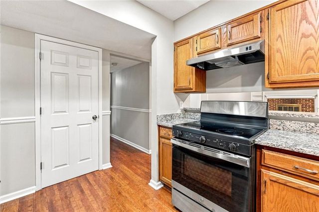 10450 Summer Creek Drive, Johns Creek, GA 30022