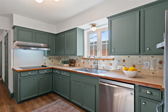10540 Silverock Drive, Dallas, TX 75218
