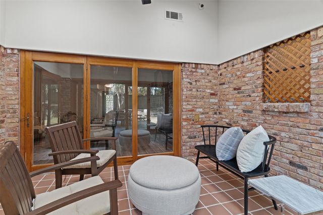 10540 Silverock Drive, Dallas, TX 75218