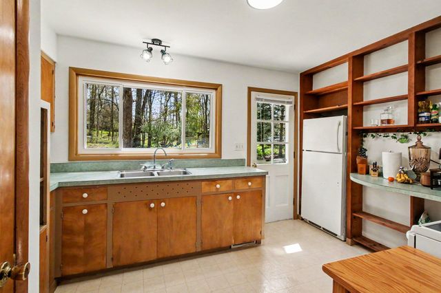 2730 Bullard Road, Hartland, MI 48353