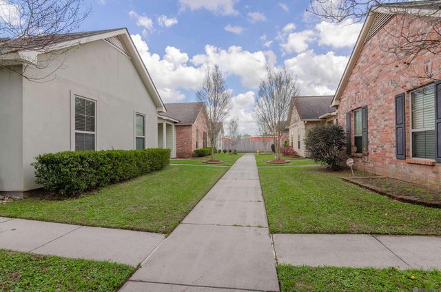 13312 Prath Dr, Baton Rouge, LA 70817