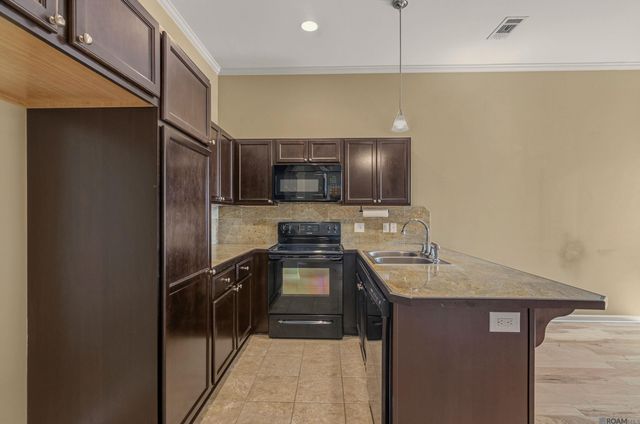 13312 Prath Dr, Baton Rouge, LA 70817