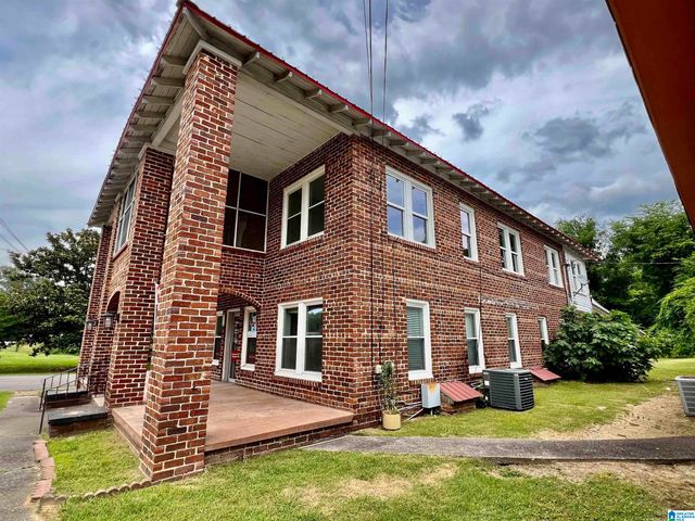 516 MAIN STREET, Warrior, AL 35180