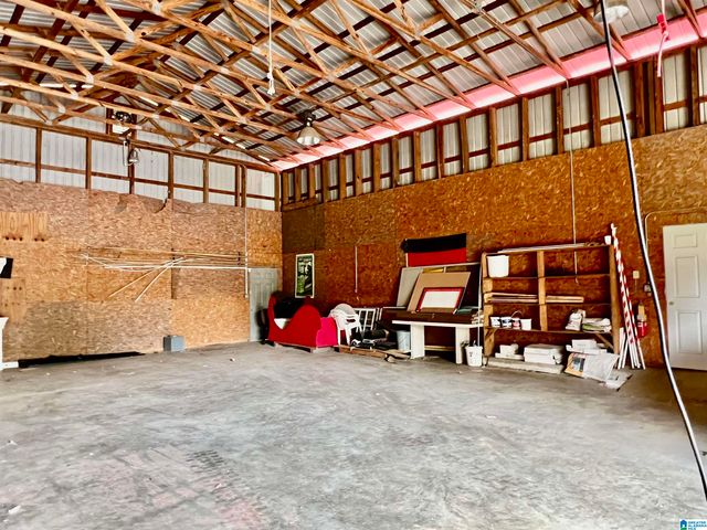 516 MAIN STREET, Warrior, AL 35180