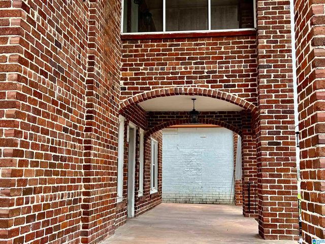 516 MAIN STREET, Warrior, AL 35180