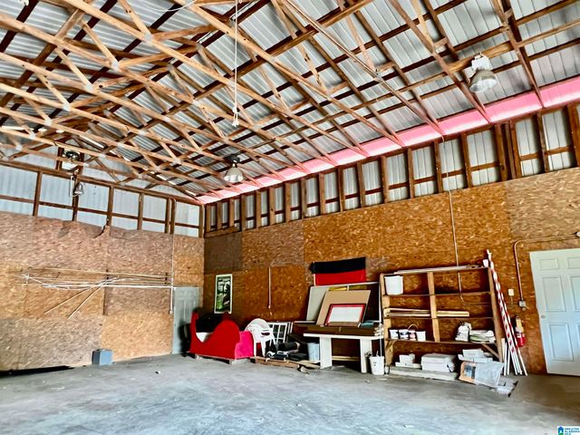 516 MAIN STREET, Warrior, AL 35180