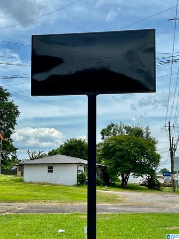 516 MAIN STREET, Warrior, AL 35180