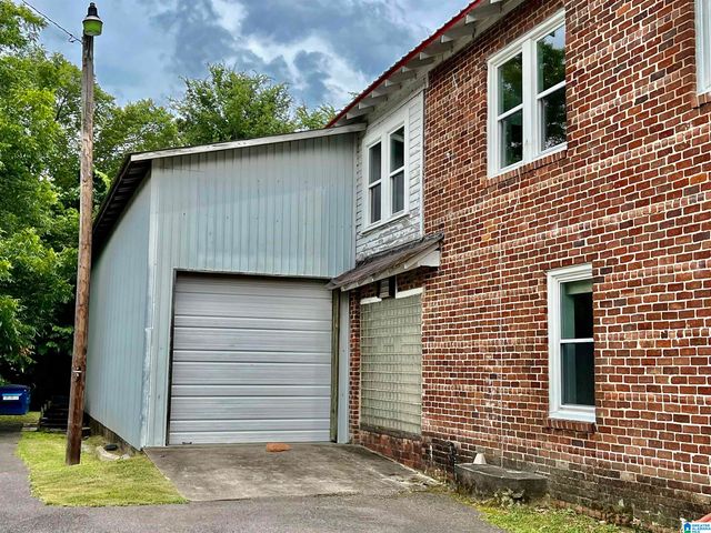 516 MAIN STREET, Warrior, AL 35180