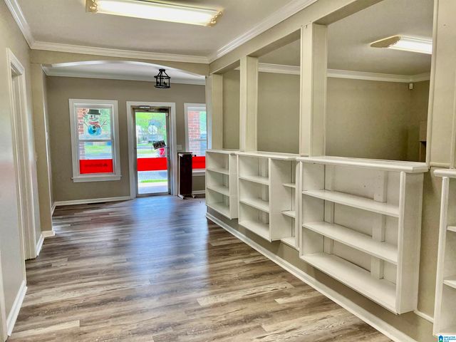 516 MAIN STREET, Warrior, AL 35180