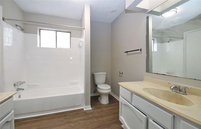 7814 Barnhill, Humble, TX 77338