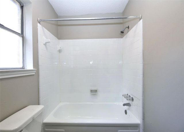 7814 Barnhill, Humble, TX 77338