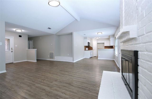 7814 Barnhill, Humble, TX 77338