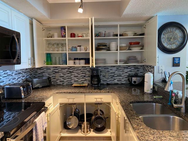 201 S Ocean Blvd Unit 1404, North Myrtle Beach, SC 29582