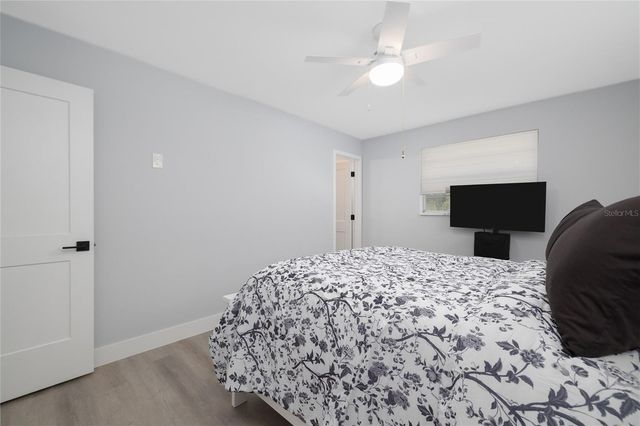 692 GASLIGHT DRIVE, South Daytona, FL 32119