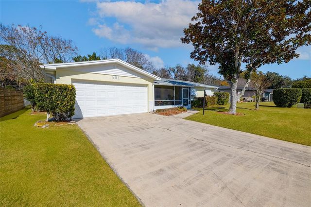 692 GASLIGHT DRIVE, South Daytona, FL 32119