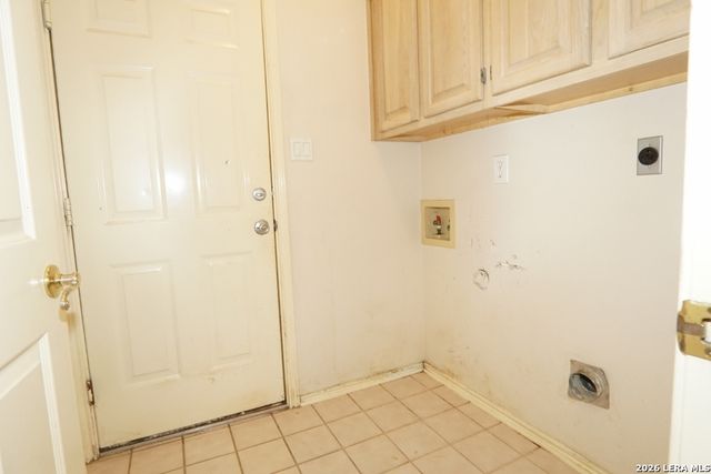 1818 Caraselle Loop Court, San Antonio, TX 78253