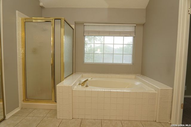 1818 Caraselle Loop Court, San Antonio, TX 78253