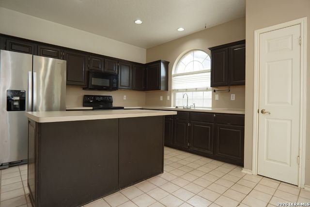 1818 Caraselle Loop Court, San Antonio, TX 78253