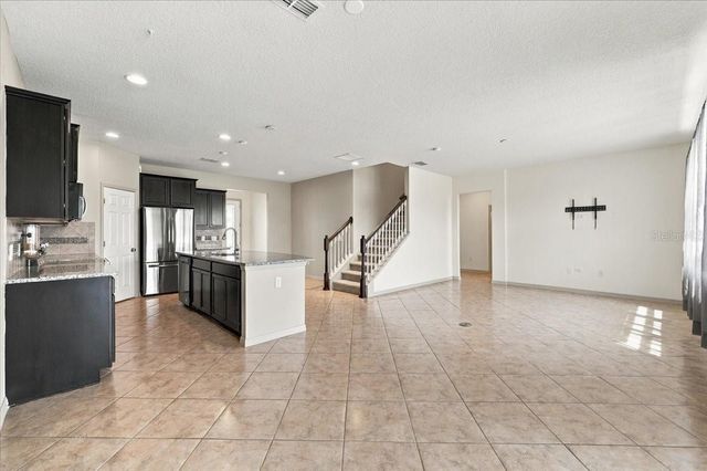 8734 HINSDALE HEIGHTS DRIVE, Polk City, FL 33868
