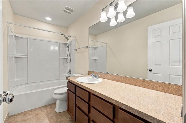 8734 HINSDALE HEIGHTS DRIVE, Polk City, FL 33868