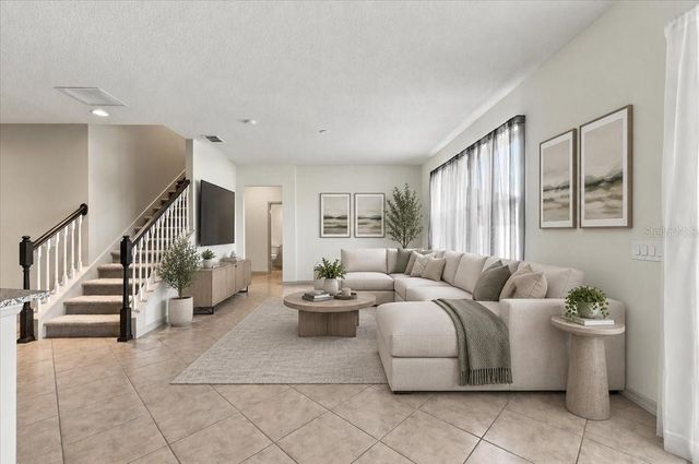 8734 HINSDALE HEIGHTS DRIVE, Polk City, FL 33868