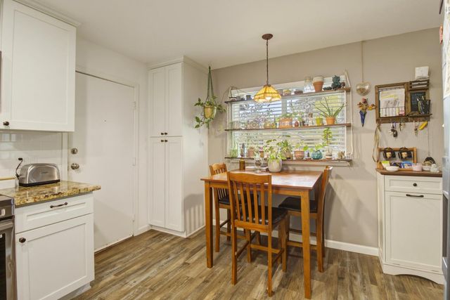 9101 Vernetta Way, Elk Grove, CA 95624