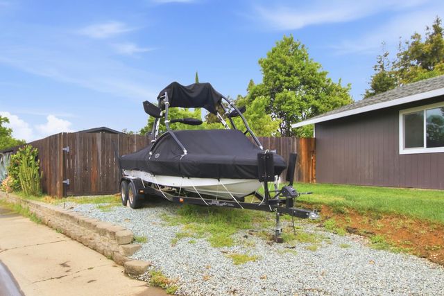 9101 Vernetta Way, Elk Grove, CA 95624